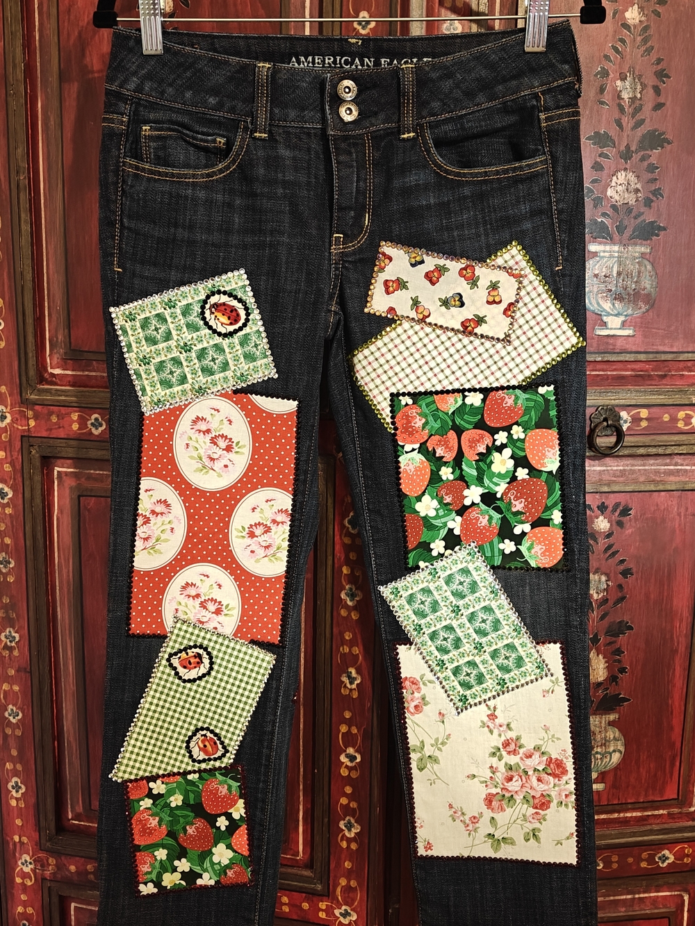 Art Wear Cropped Women's Size 4 Jeans with Strawberry Patchwork And Rhinestones